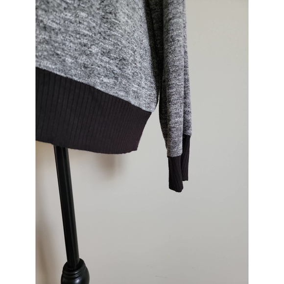 DKNY Logo Grey and Black Pullover Sweater Sz Large - Picture 3 of 5